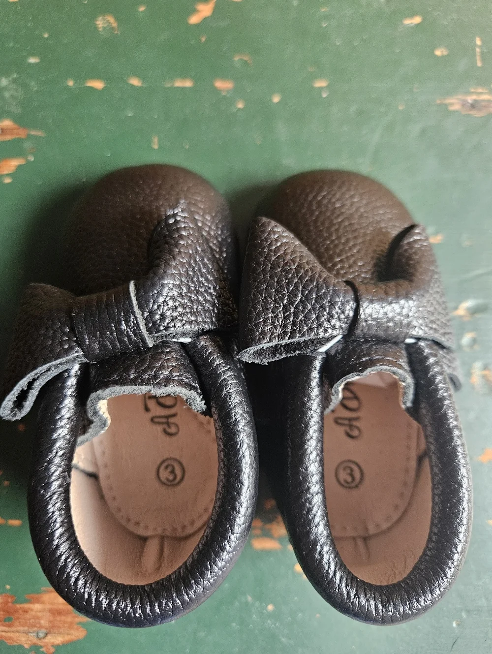 NEW- A BEAR CO. Kids Black Leather Moccasin Baby Shoes - Brand Unknown